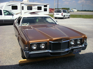 Illustration for article titled 1972 Thunderbrown for $7,250!